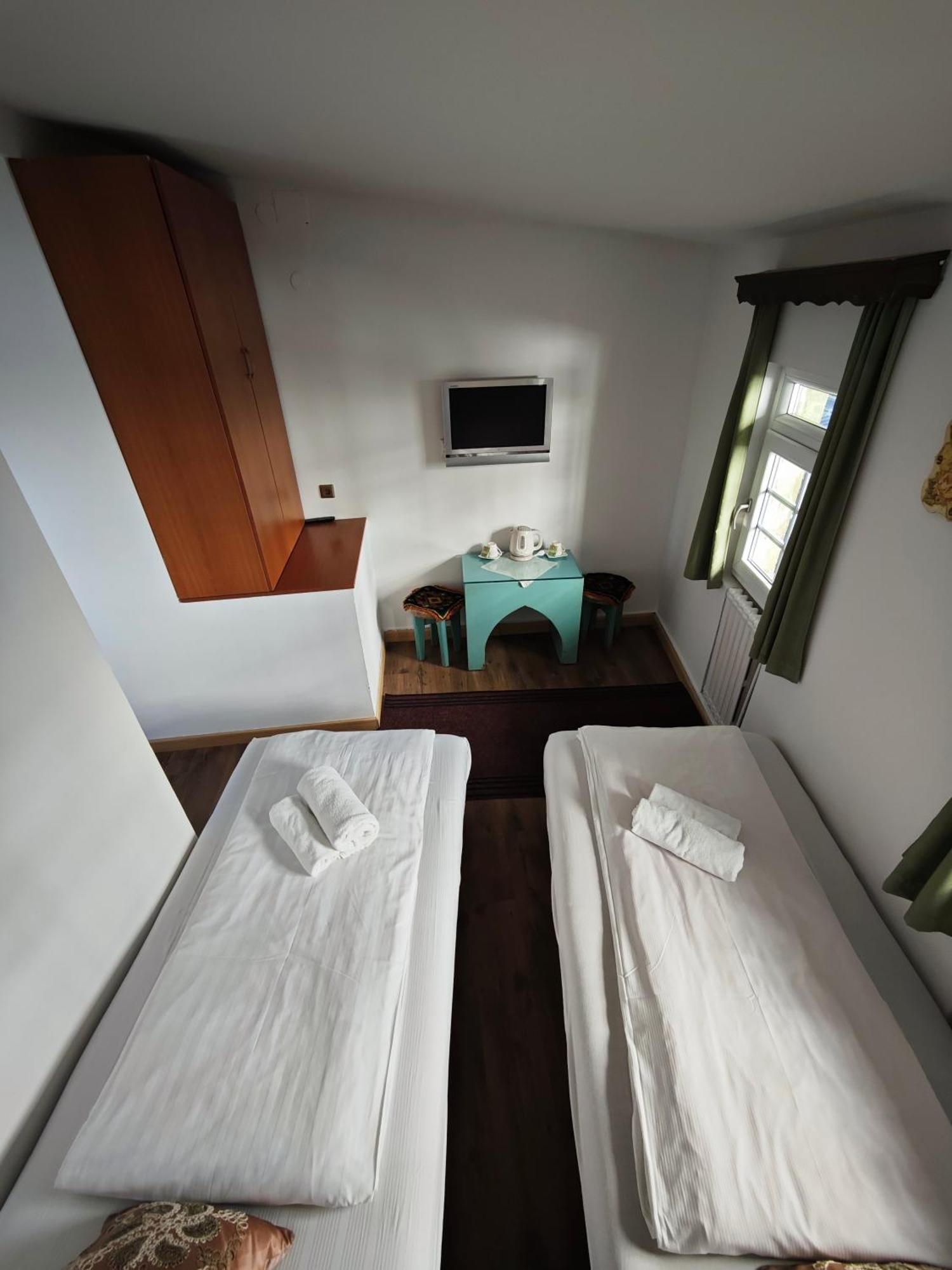 Guesthouse Yildiz Sarajevo Exterior photo